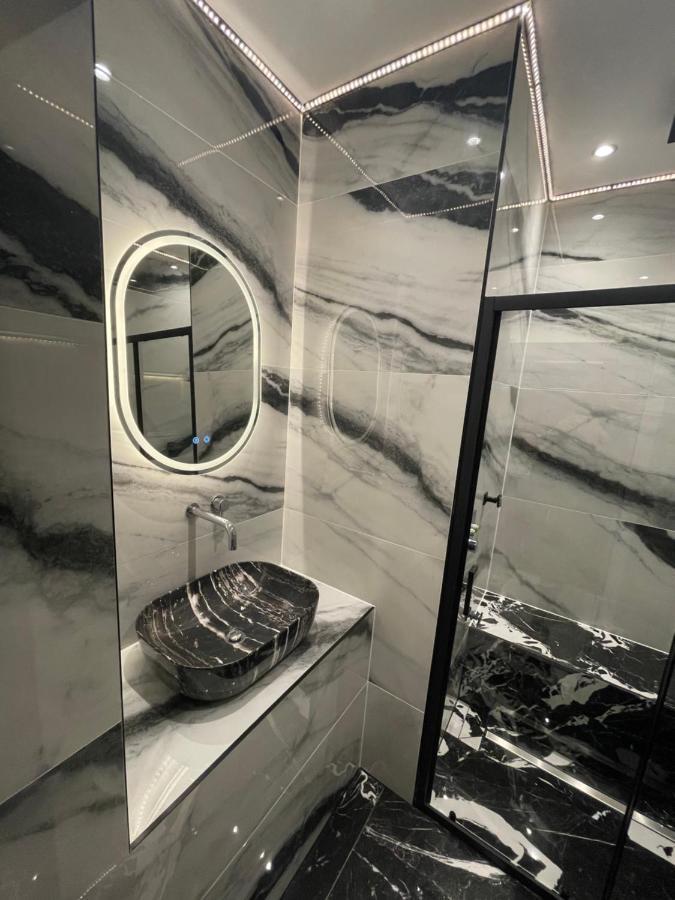 Luxury Apartment Edinburgh Centre With Steam Room Dış mekan fotoğraf